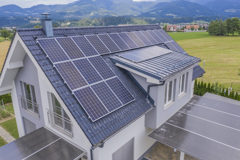 Solceller på villatak